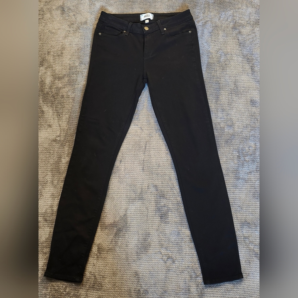 PAIGE  verdugo ultra skinny Black, Size 28 Stretch. EUC,